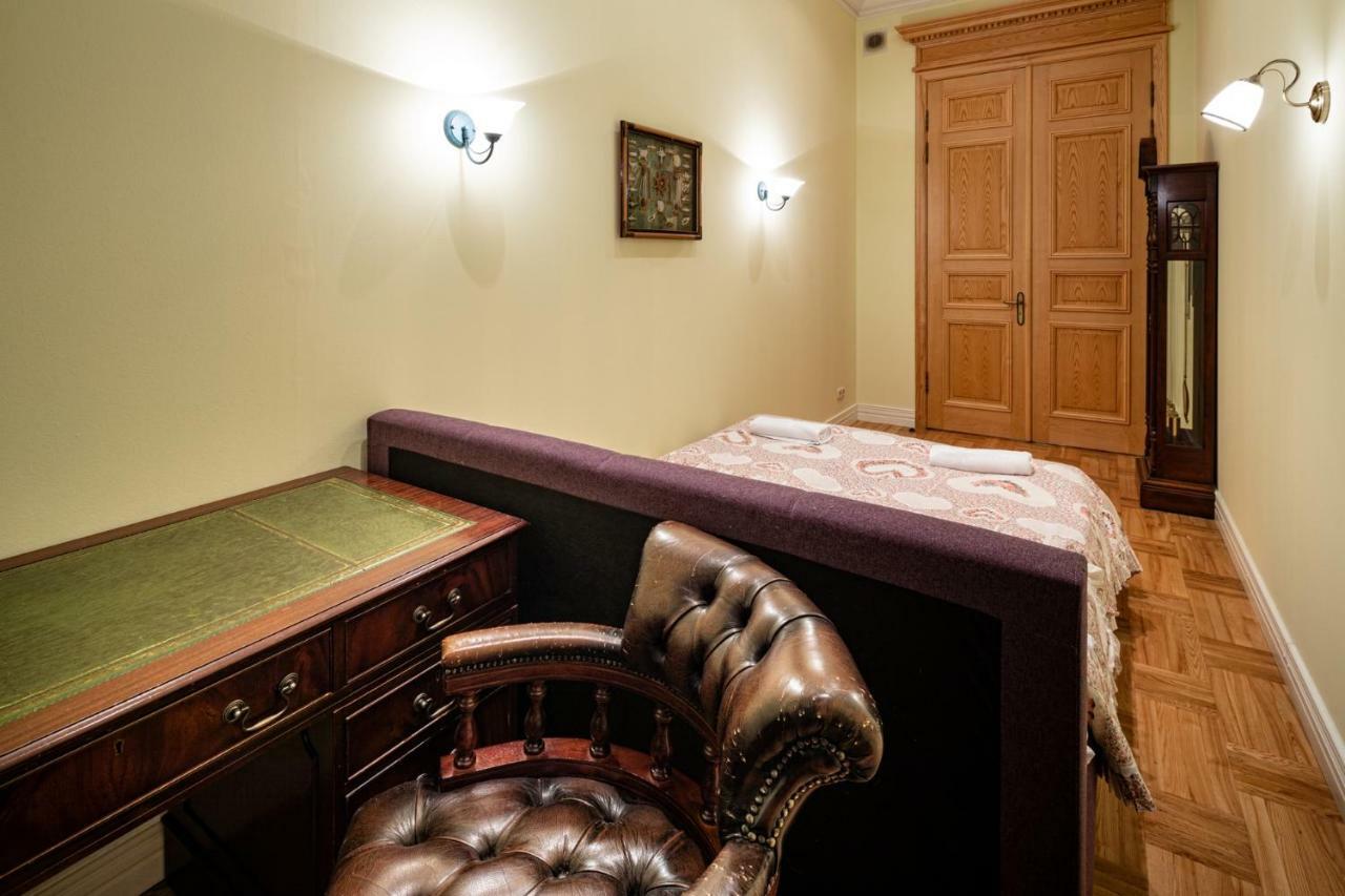 Old Riga 2 Bedroom Vecpilsetas Street Apartment Luaran gambar